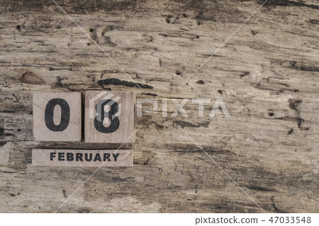 cube calendar for february on wooden background cube calendar for february on wooden background 47033548
