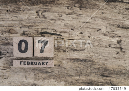 cube calendar for february on wooden background cube calendar for february on wooden background 47033549
