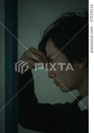 Portrait men 47034218