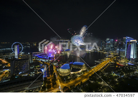 New Year Eve Fireworks Show at Singapore New Year Eve Fireworks Show at Singapore 47034597