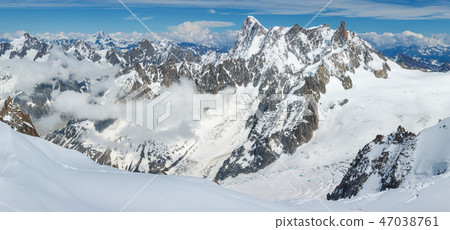 Mont Blanc mountain massif view 47038761