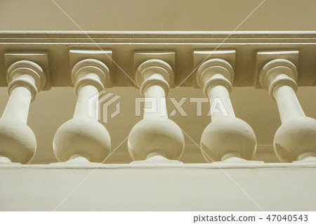 Look up at the white balustrade Look up at the white balustrade 47040543