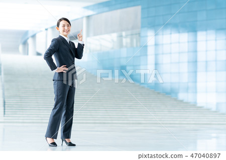 Business woman 47040897