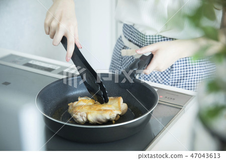 烤雞肉 47043613