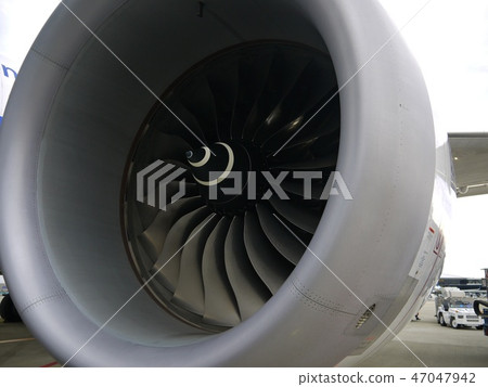 噴氣發動機 47047942