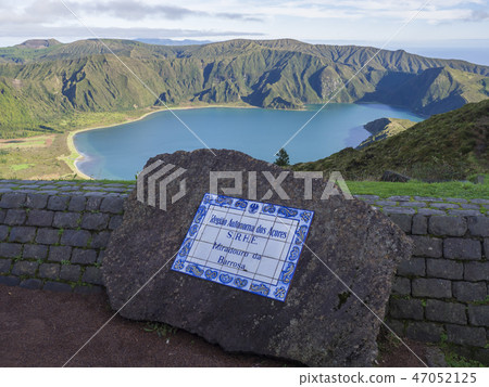 View on beautiful blue crater lake Lagoa do Fogo from viewpoint miradouro da barrosa. and sign on View on beautiful blue crater lake Lagoa do Fogo from viewpoint miradouro da barrosa. and sign on 47052125