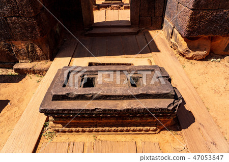 [世界遺產]吳哥考古遺址Banteay Srei 47053847