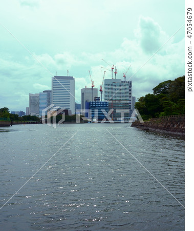 Construction of buildings on the banks of Sumida Construction of buildings on the banks of Sumida 47054679