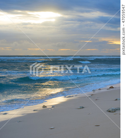 Bali beach at sunset. Indonesia 47059547