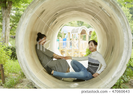 Couple, lover, student, college student, date, summer, park, forest, playground 47060643