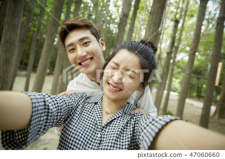 Couple, lover, student, college student, date, summer, park, walking, forest, selfie 47060660