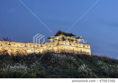 Suwon Hwaseong Suwon Hwaseong 47061566