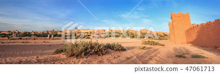Entrance of ksar Ait Benhaddou, Ouarzazate. Ancient clay city in Morocco Entrance of ksar Ait Benhaddou, Ouarzazate. Ancient clay city in Morocco 47061713