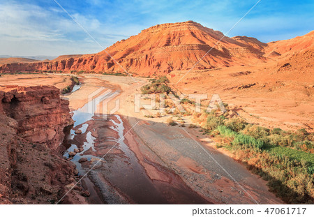 Epic Viev View of the desolating valley Ounila River. Beautiful Northern African Landscape 47061717