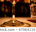 Glow of the glass of the bar 47064110