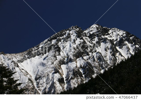 Yatsugatake mountain range of snow Akatake and Akatake summit Sanso distant view Yatsugatake mountain range of snow Akatake and Akatake summit Sanso distant view 47066437