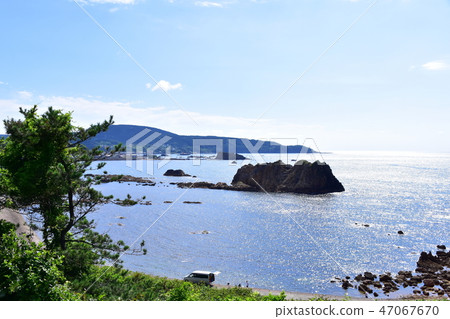 Coastal scenery of Aomori Fukaura-cho 47067670