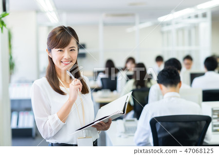 Business woman Business woman 47068125
