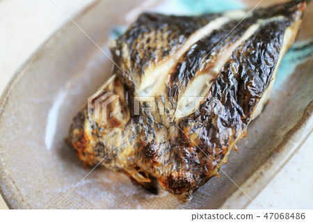 Grilled fish 47068486