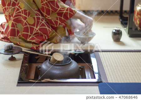 Tea ceremony pot Tea ceremony pot 47068646