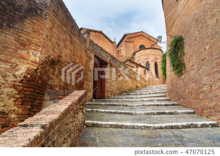 Stairs on the street Via Val di Montone. Siena Stairs on the street Via Val di Montone. Siena 47070125