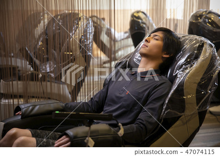 massage chair  47074115