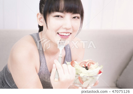 Healthy eating of fresh fruits and vegetables 47075126