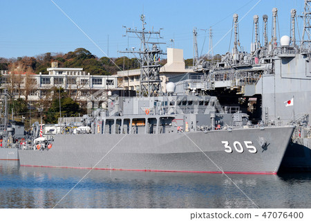 Minesweepers Hirado 47076400