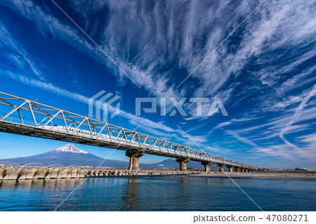 靜岡縣新幹線和富士山 47080271