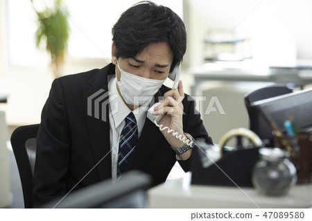 一個冷酷的商人 一個冷酷的商人 47089580