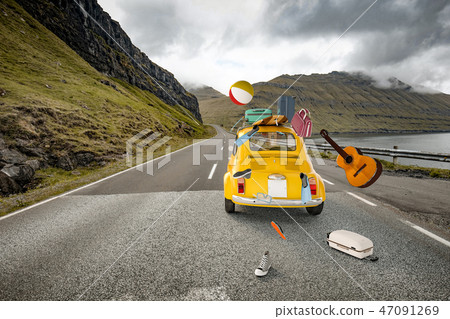 waiting the summer 47091269