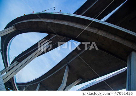 Complexity Expressway bridge Complexity Expressway bridge 47091436