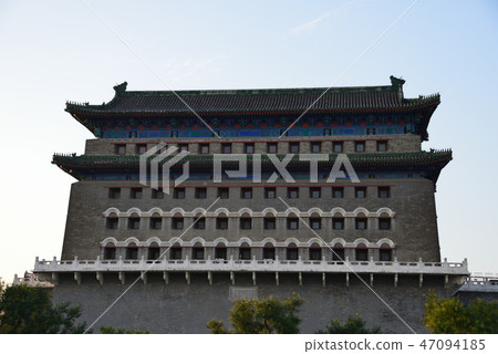 China Xi'an Fore Gate, City Wall 47094185