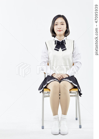 Middle school students, High school students, Students, Education 47095939