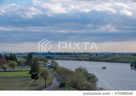 Arakawa Kamiebashi下游往東京老路17號國道 Arakawa Kamiebashi下游往東京老路17號國道 47096606