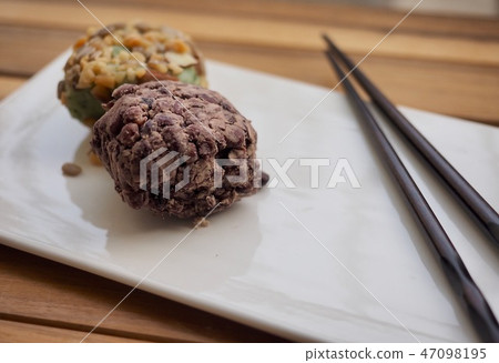 Jeju Omegi Rice Cake and Green Tea 47098195