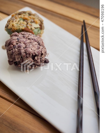 Jeju Omegi Rice Cake and Green Tea 47098196