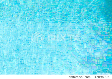turquoise water in tiled swimming pool turquoise water in tiled swimming pool 47098996