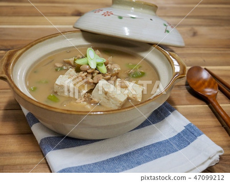 Korean food Chungkukjang 47099212