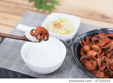 Delicious cooked food Delicious cooked food 47105810