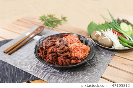Delicious cooked food Delicious cooked food 47105813