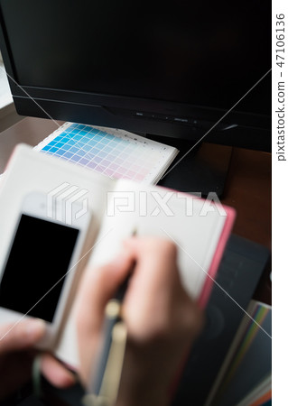 商務設計辦公桌 47106136