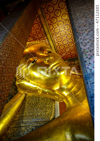 Reclining Buddha in Wat Pho, Bangkok, Thailand 47112885