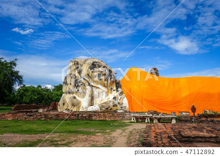 Reclining Buddha, Ayutthaya, Thailand Reclining Buddha, Ayutthaya, Thailand 47112892