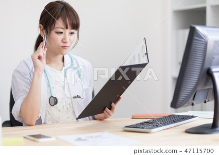 白大衣·女 白大衣·女 47115700