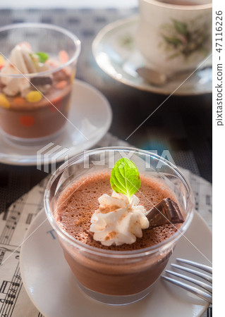 Chocolate pudding Chocolate pudding 47116226
