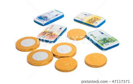 euro chocolate isolated 47117371