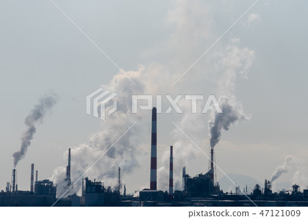 [Ohtake Hiroshima] Factory image Smoke stack and sky 47121009