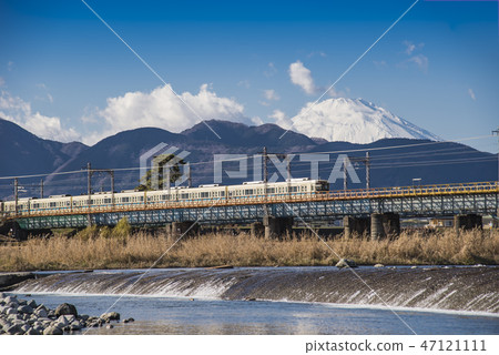 [小田急線型8000] 47121111