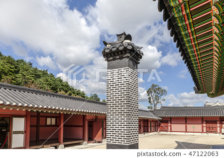 Suwon Hwaseong Suwon Hwaseong 47122063